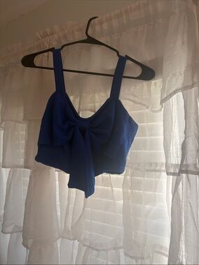 Blue bow top